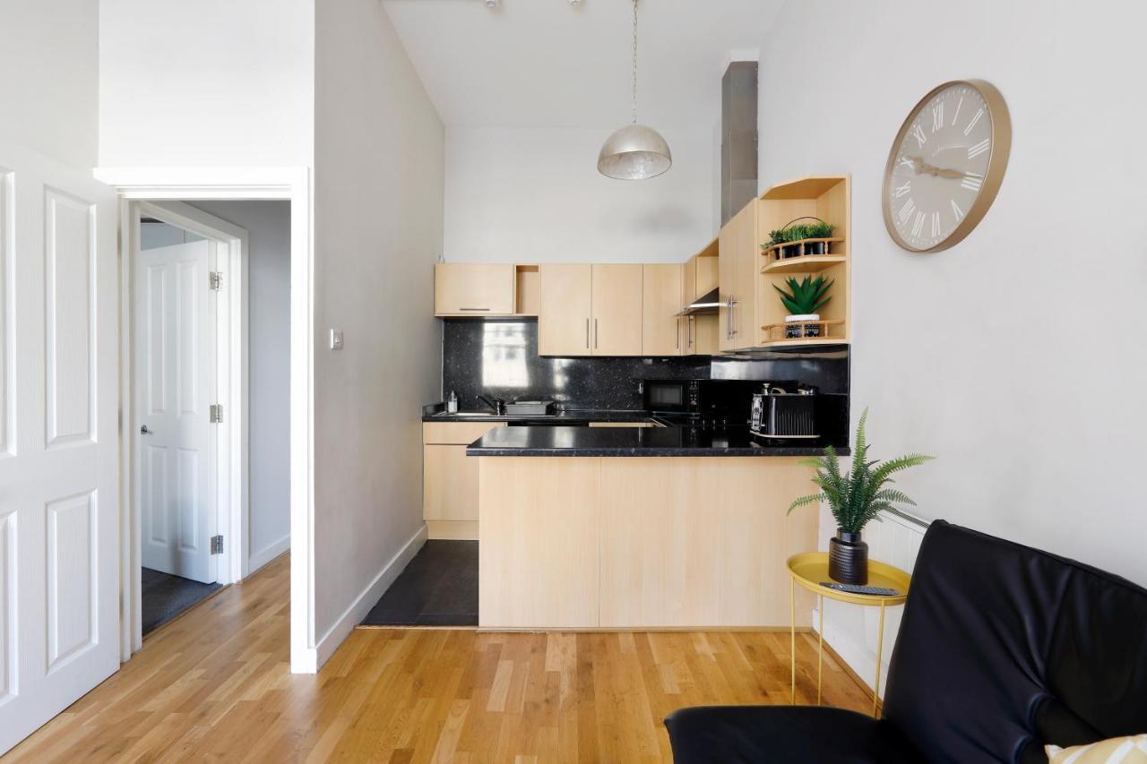 Great 2 Bedroom Apt By The Beach And Town Brighton Екстер'єр фото